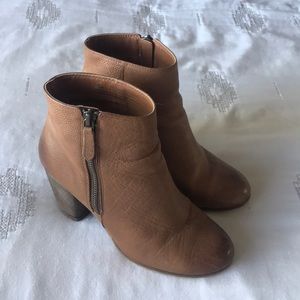 Nordstrom BP Leather Cognac Booties